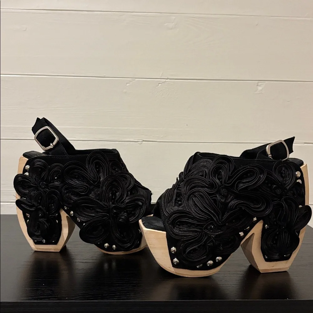 Jeffrey Campbell Wood Platform Satin Floral Jeweled Suede Clog/Sandals Size 6 - Picture 10 of 10